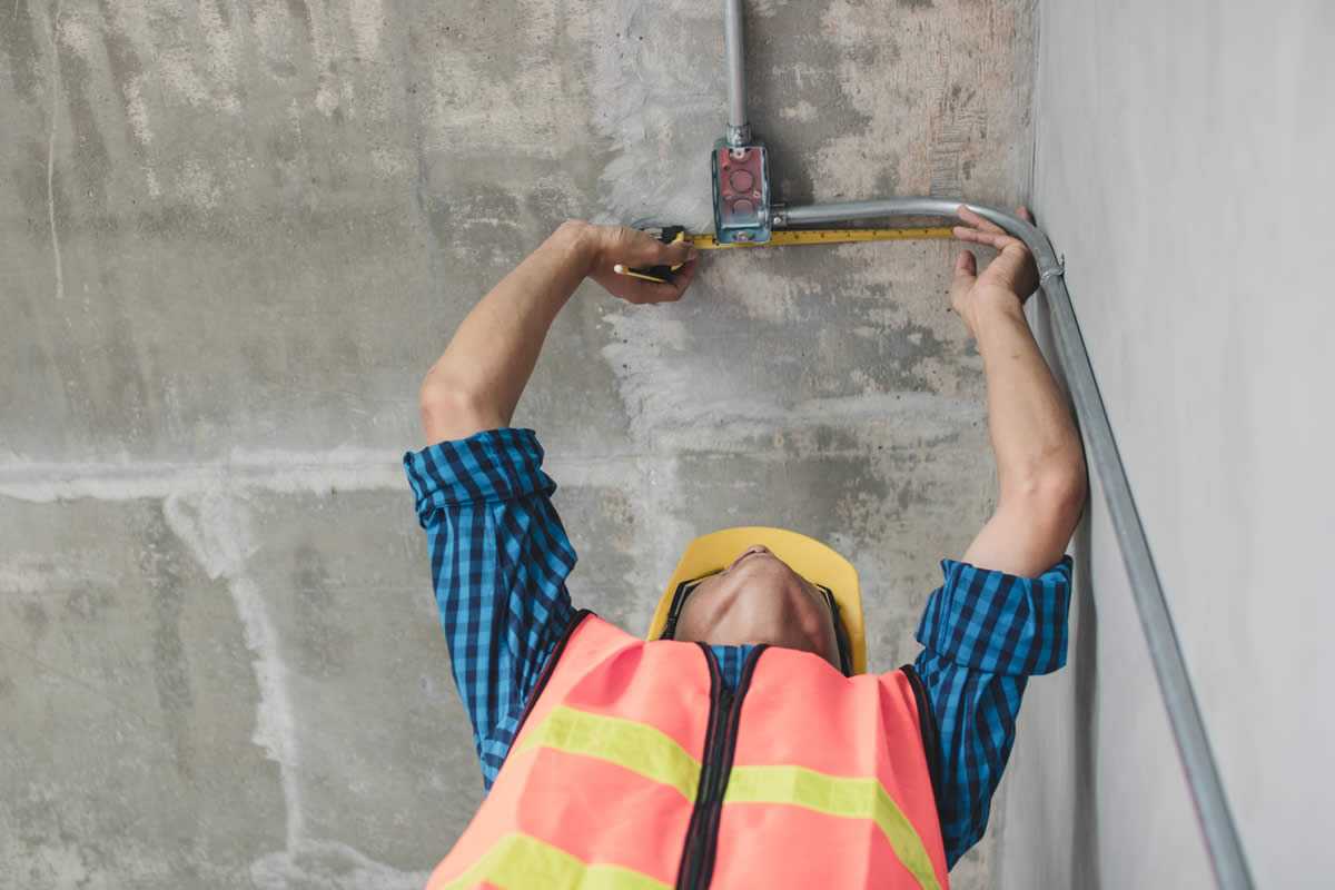 INSTALACIÓN ELÉCTRICA